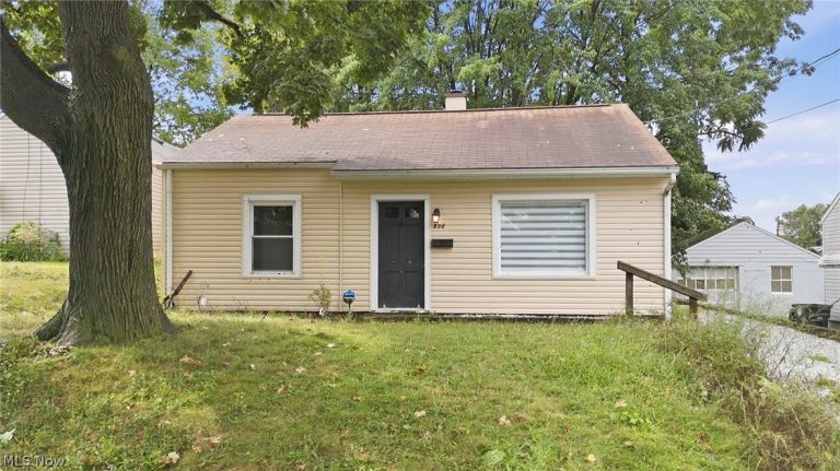 898 Reed Avenue, Akron, OH, 44306