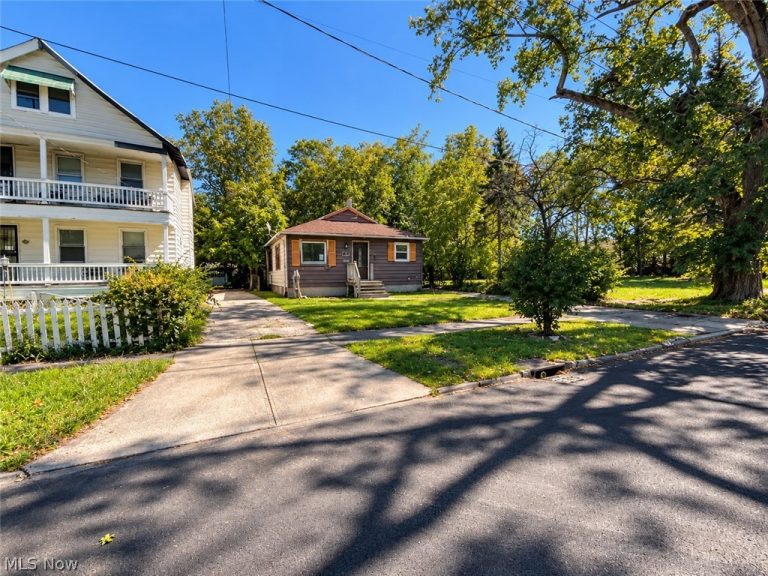 3375 126th Street, Cleveland, OH - Photo 2