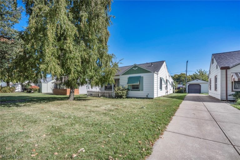 4497 145th Street, Cleveland, OH - Photo 2
