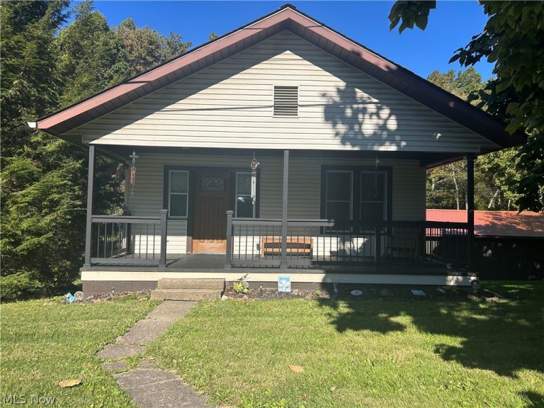10693 Cadiz Road, Cambridge, OH, 43725