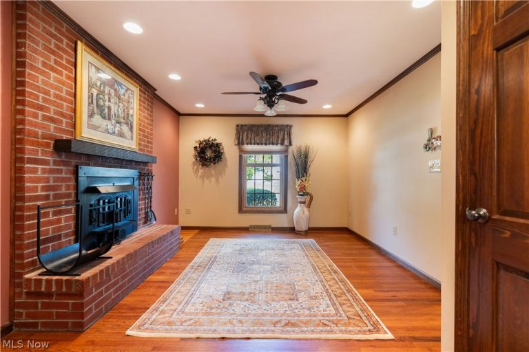135 Case Drive, Hudson, OH - Photo 8