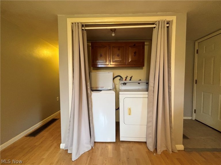 152 Sebring Drive, New Cumberland, WV - Photo 8