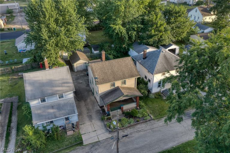 1628 May Place, Canton, OH - Photo 4
