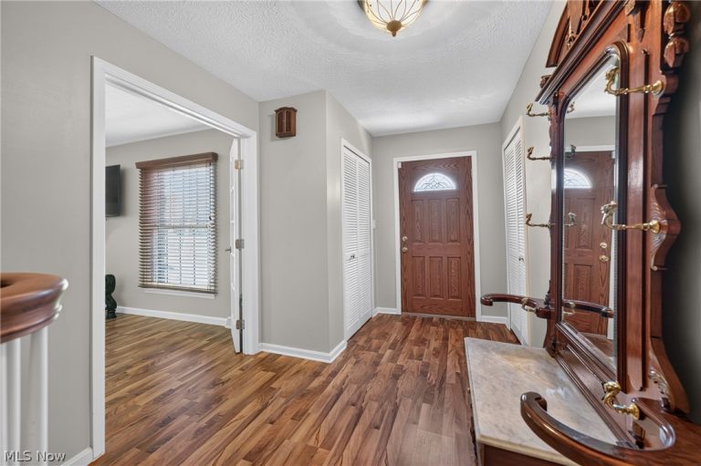 2180 Revere Road, Akron, OH - Photo 6