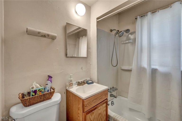 11908 Parkhill Avenue, Cleveland, OH - Photo 8