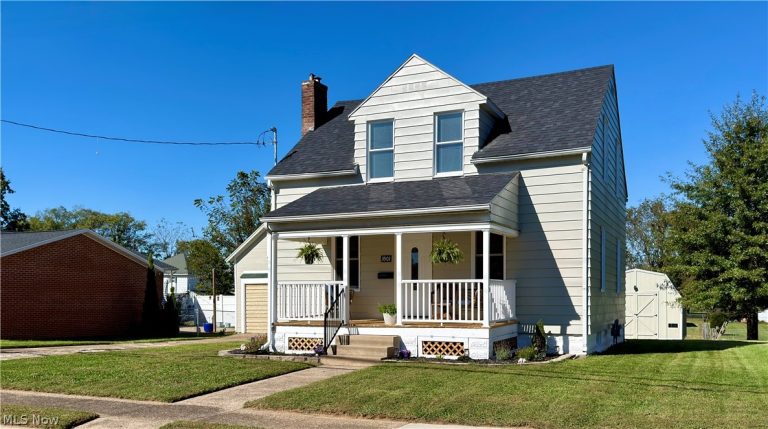 3501 10th Avenue, Vienna, WV, 26105