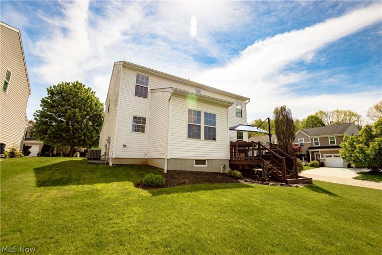 592 Eastglen Circle, Tallmadge, OH - Photo 3