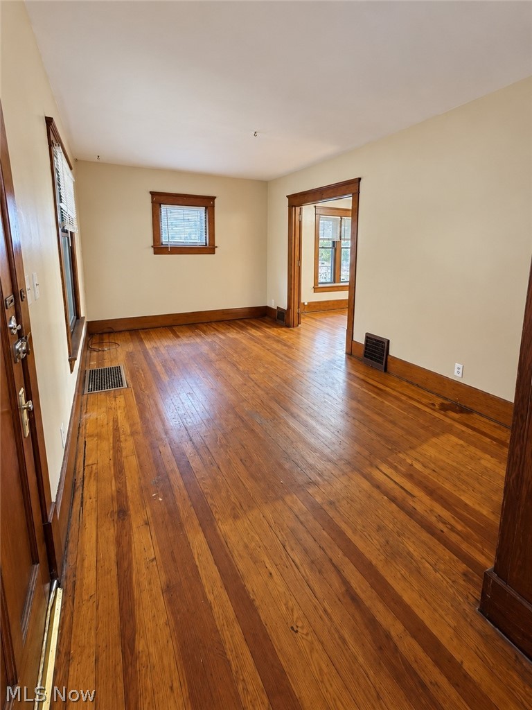 728 Dayton Street, Akron, OH - Photo 5