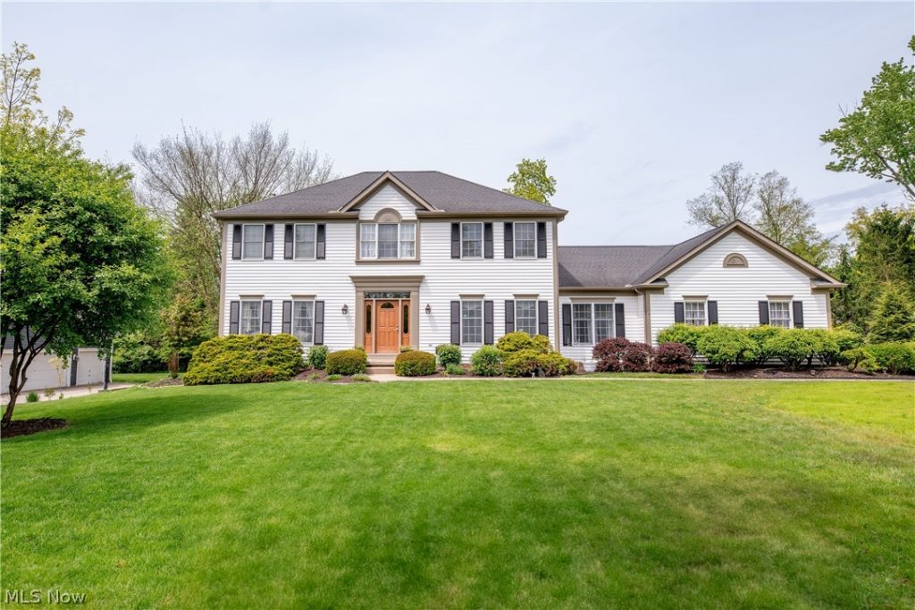 23 Brandywine Drive, Hudson, OH
