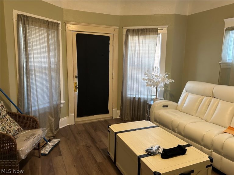 3416 Fulton Road, Cleveland, OH - Photo 4