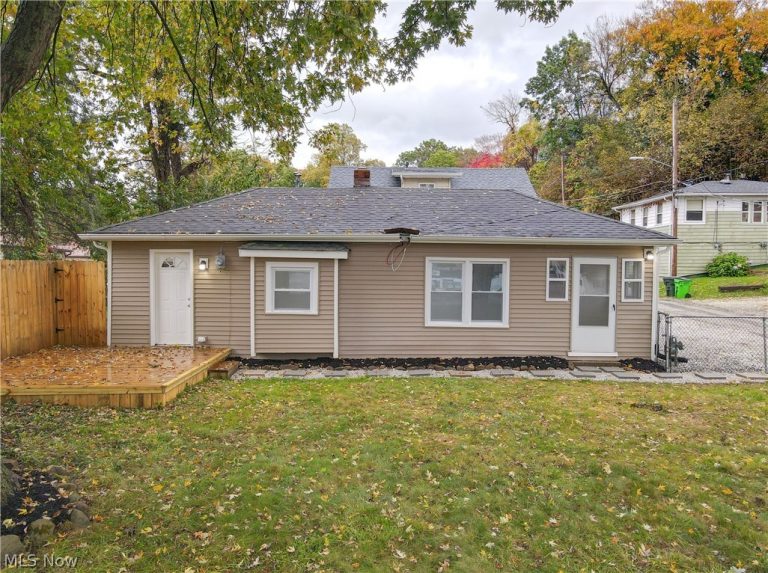2605 Short Street, Lakemore, OH, 44250