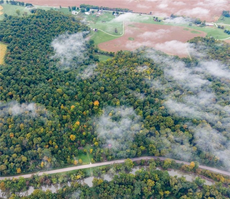 28850 State Route 60 Highway, Warsaw, OH, 43844