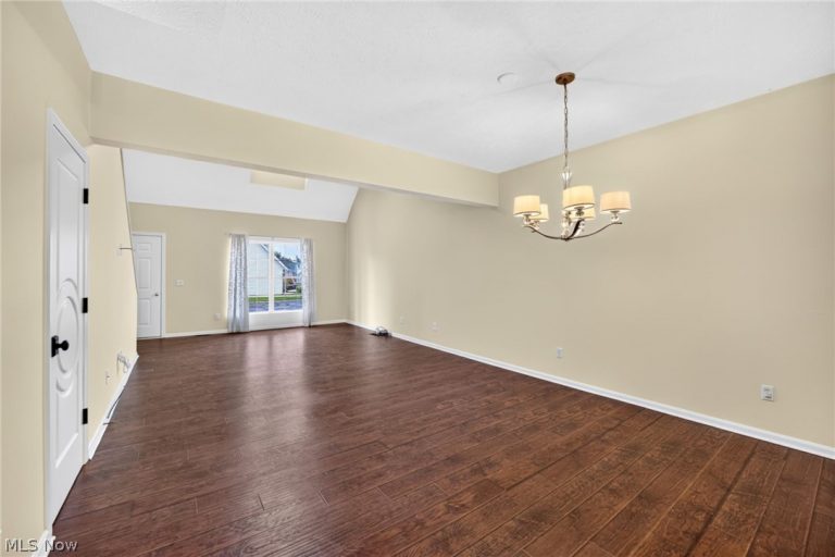 2084 Jennifer Street, Akron, OH - Photo 5