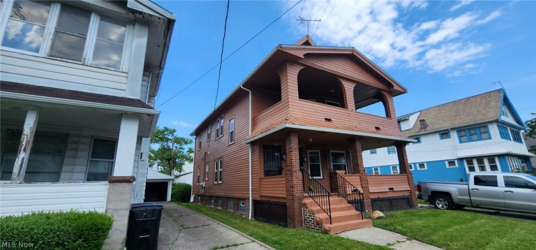 448 148th Street, Cleveland, OH - Photo 2