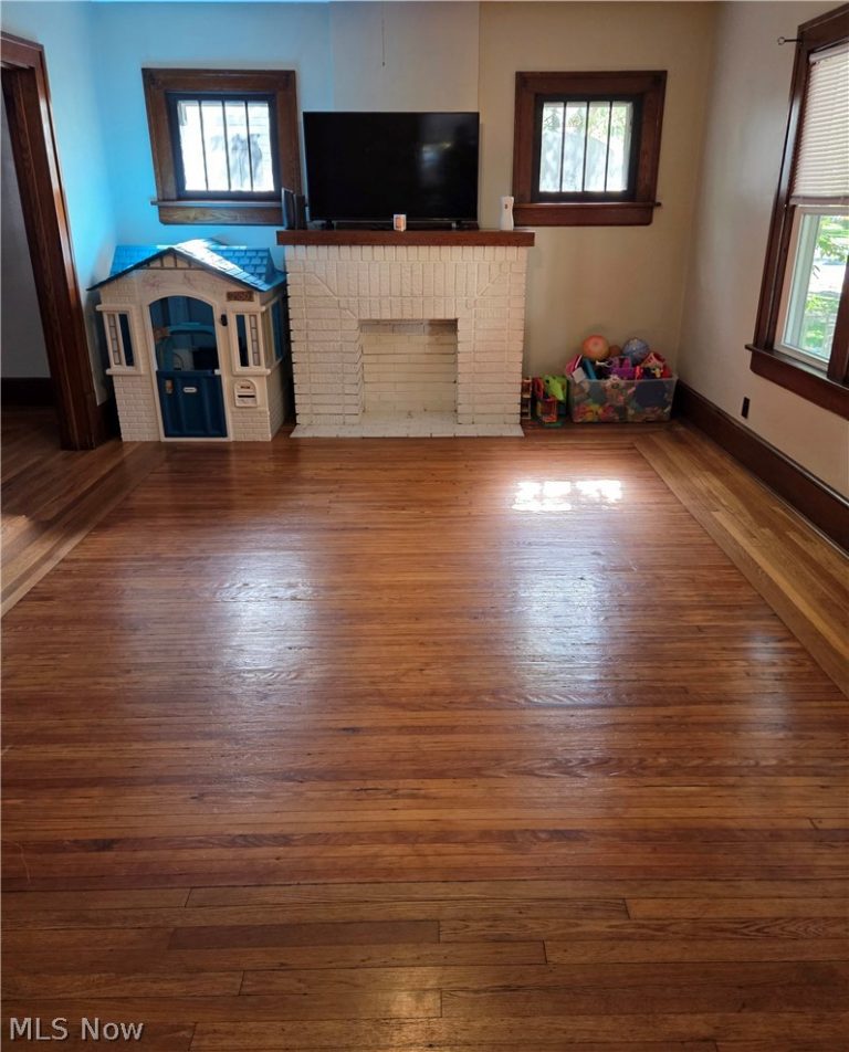 995 Howard Street, Akron, OH - Photo 5