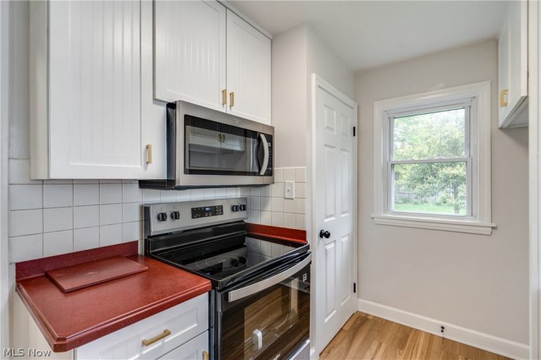 136 36th Street, Canton, OH - Photo 3