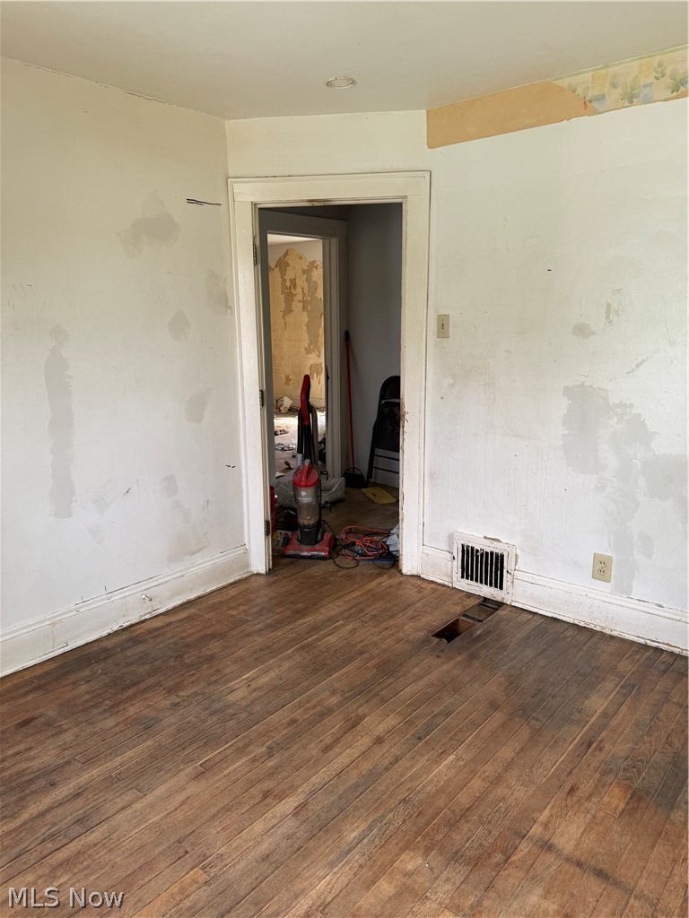 1198 Herman Avenue, Akron, OH - Photo 6