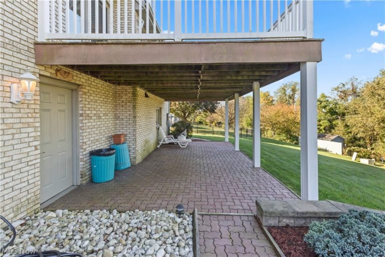 229 Harmony Drive, Steubenville, OH - Photo 6