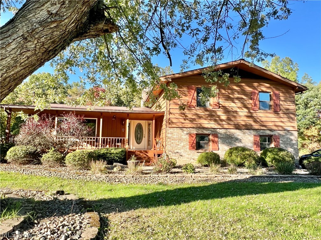 625 Garland Drive, Youngstown, OH