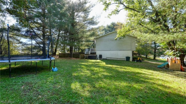 62282 Forestview Drive, Cambridge, OH - Photo 3
