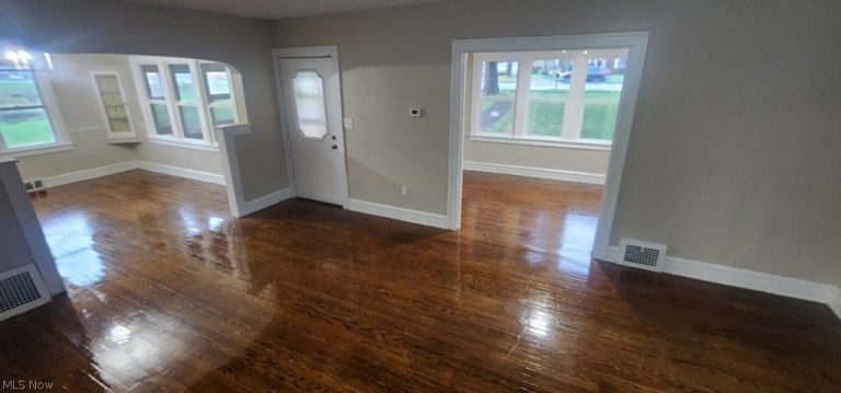 31238 Lorain Road, North Olmsted, OH - Photo 3
