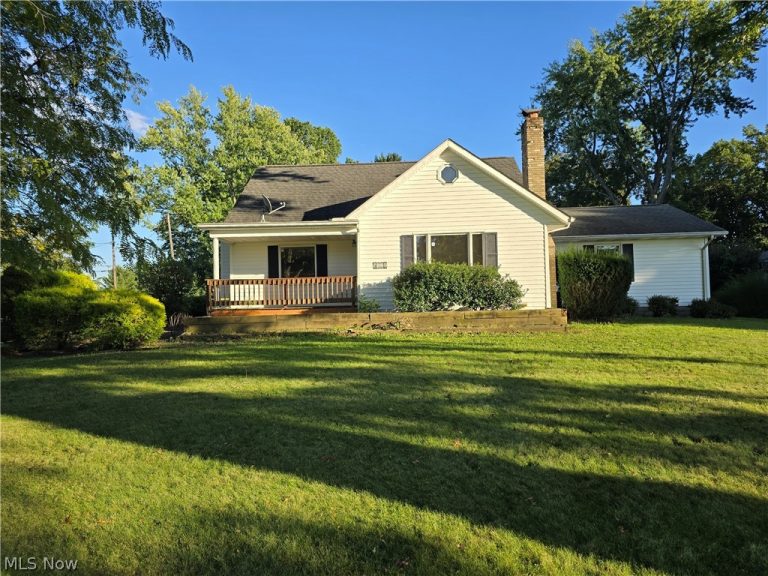 1472 Northeast Avenue, Tallmadge, OH, 44278