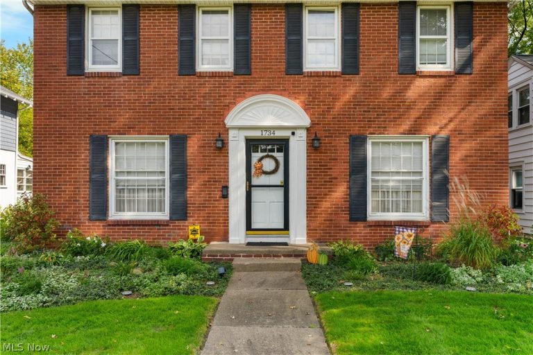 1734 Oberlin Court, Canton, OH - Photo 2