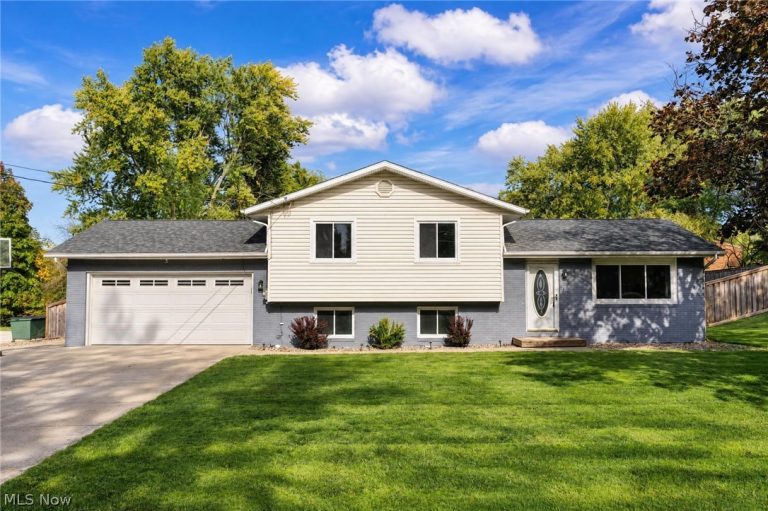 427 Brian Drive, Tallmadge, OH, 44278