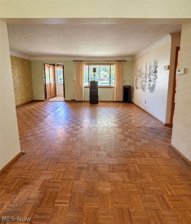 470 Karl Drive, Richmond Heights, OH - Photo 4