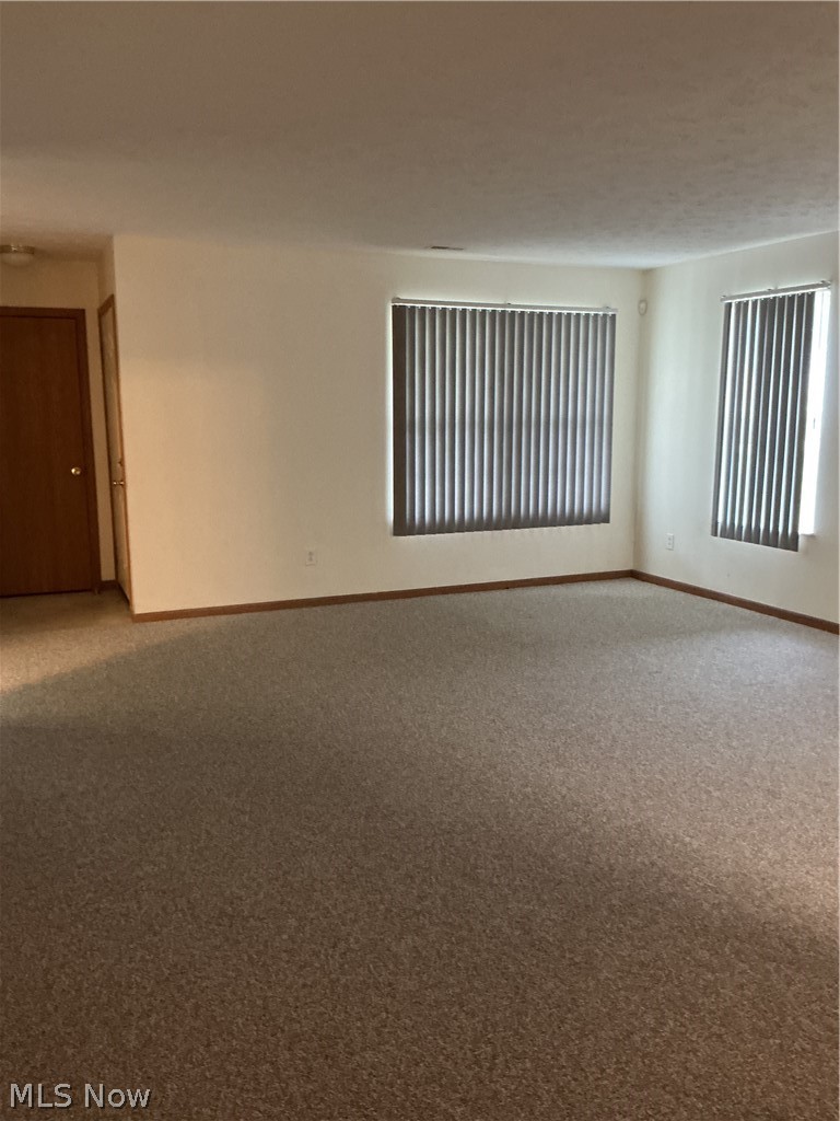 2832 Benford Lane, Youngstown, OH - Photo 3