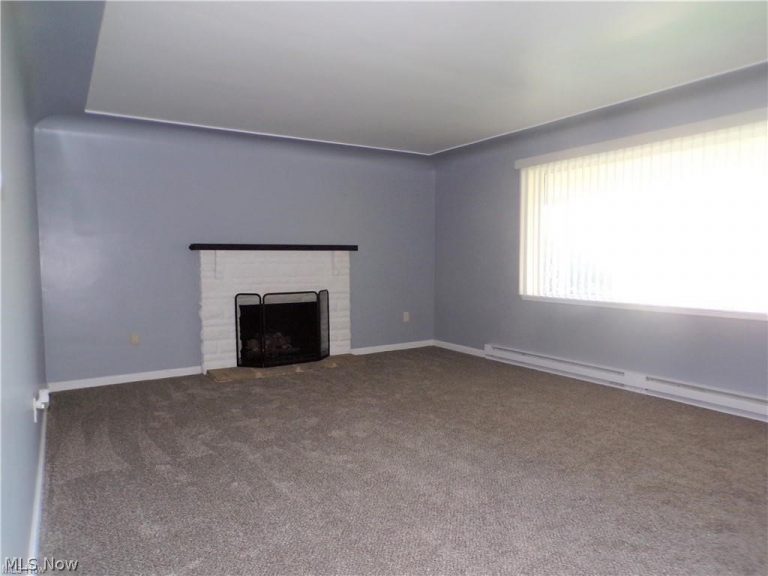 152 Yorkshire Boulevard, Youngstown, OH - Photo 5