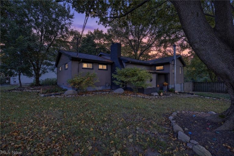 38565 Sugar Ridge Road, North Ridgeville, OH - Photo 2