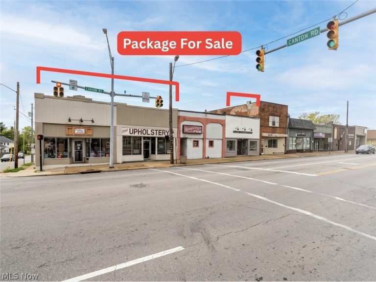 646, 652, 654 Canton Road, Akron, OH, 44312