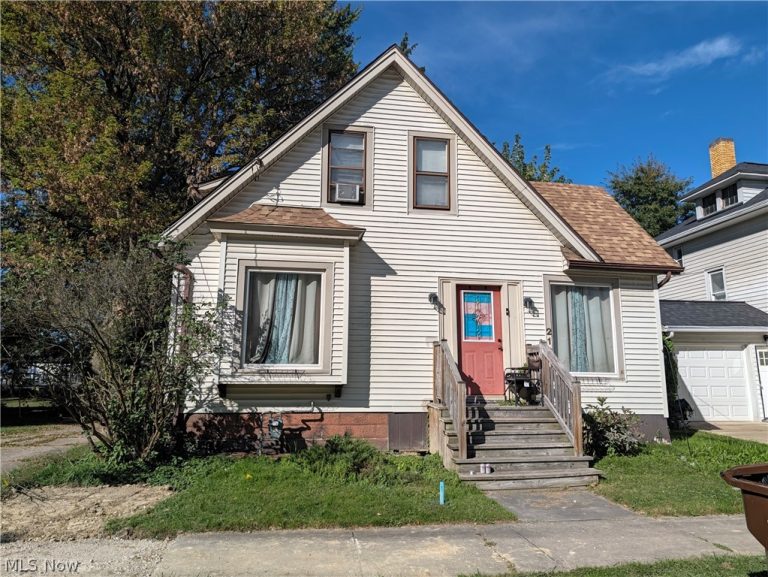212 King Street, Ravenna, OH, 44266