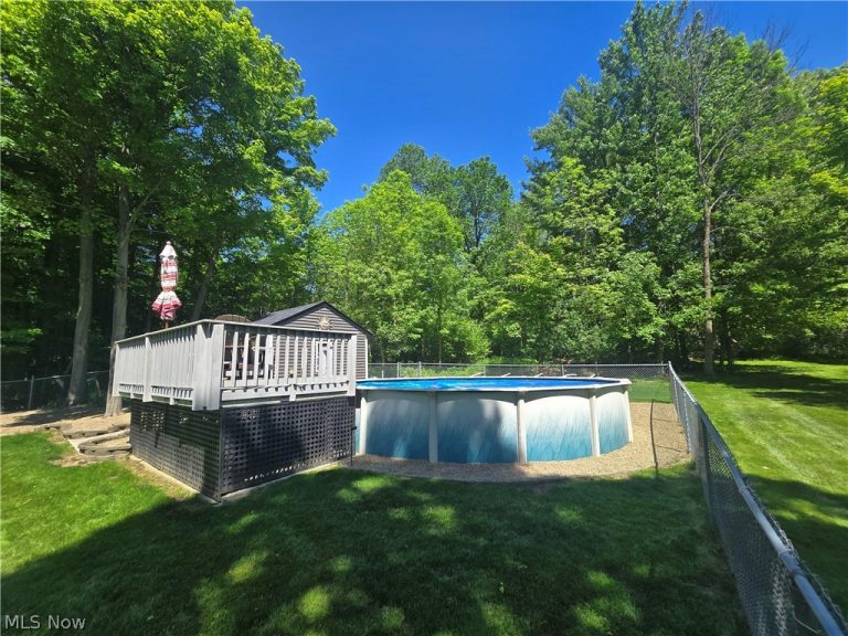 9443 Ledge Acres Drive, Macedonia, OH - Photo 6