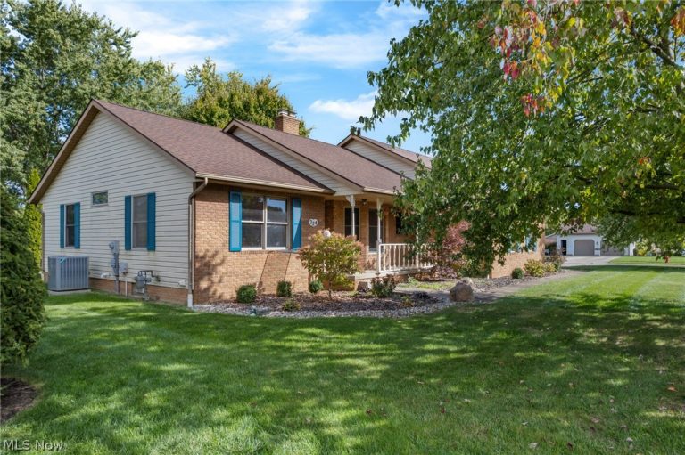 224 Tanglewood Drive, Dalton, OH - Photo 2