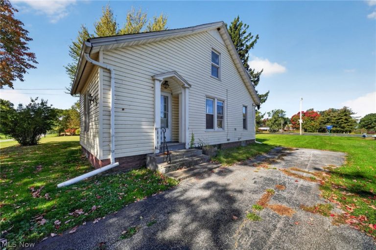 472 Detroit Street, Conneaut, OH - Photo 6