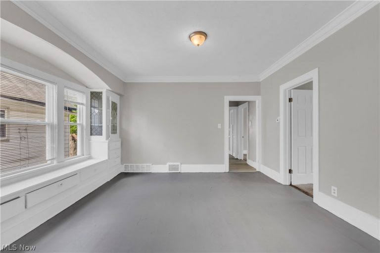 3652 153rd Street #2/UP, Cleveland, OH - Photo 4