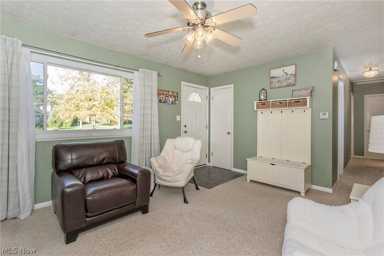 9101 Bedford Road, Macedonia, OH - Photo 8
