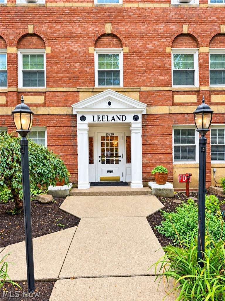 15820 Van Aken Boulevard #504, Shaker Heights, OH - Photo 2