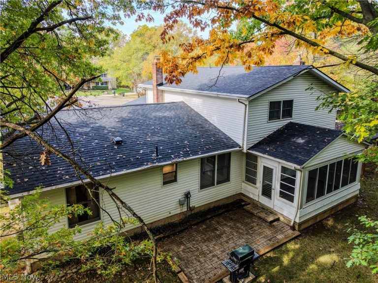 57 Woodhollow Drive, Brunswick, OH - Photo 3