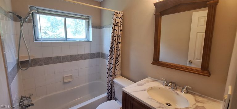 193 Dalepark Drive #6, Bedford, OH - Photo 3