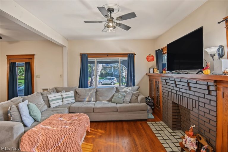 122 Belmont Avenue, Niles, OH - Photo 5