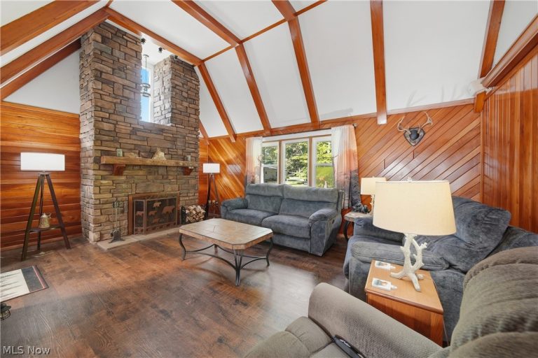 1687 Mount Pleasant Street, Canton, OH - Photo 4