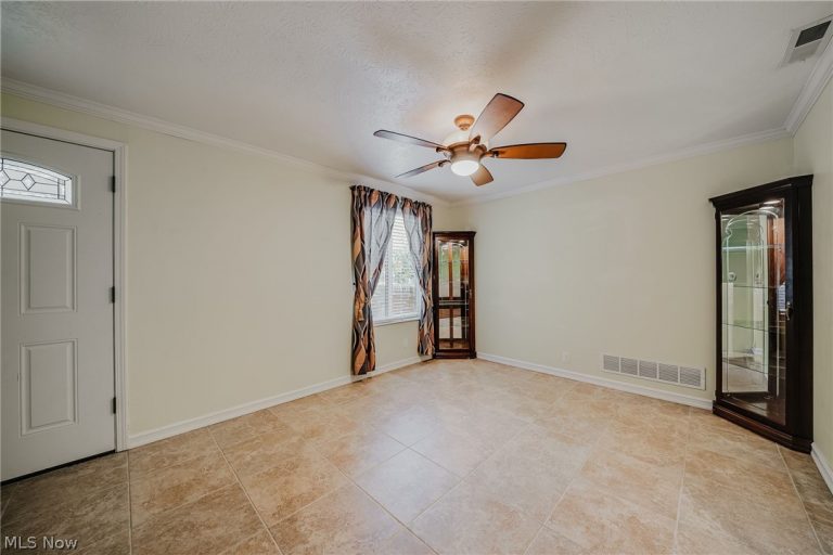 1651 Mentor Avenue #1908, Painesville Twp, OH - Photo 6