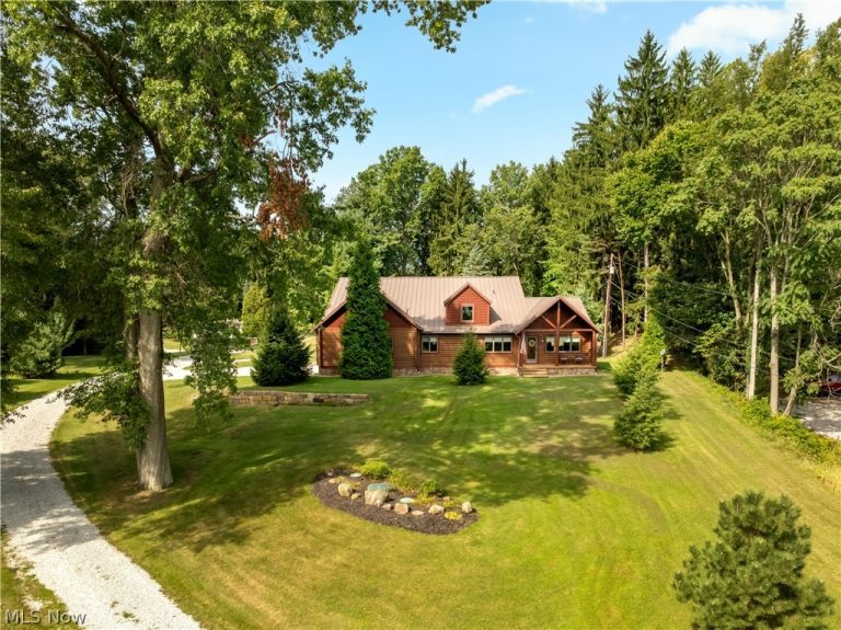 4724 Mayfair Road, North Canton, OH, 44720