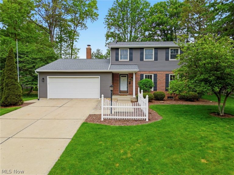 2617 Northam Circle, North Canton, OH - Photo 4