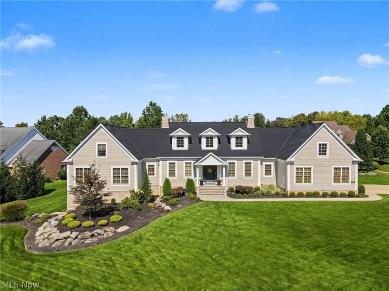 2288 Heritage Trail, Poland, OH, 44514