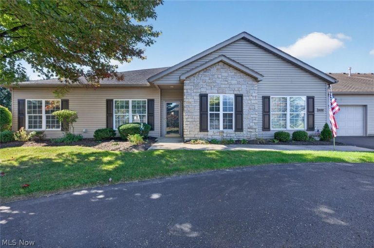 2046 University Commons Drive, Massillon, OH, 44646