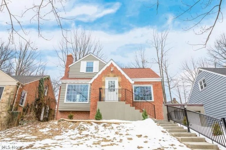 3528 Meadowbrook Boulevard, Cleveland Heights, OH, 44118